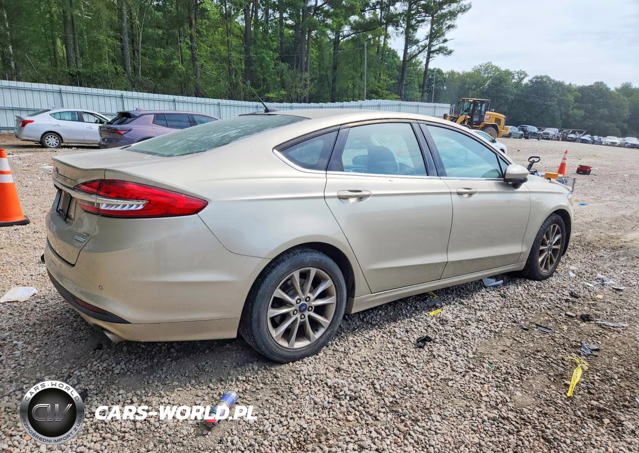 2017 Ford Fusion Se VIN:3FA6P0HD8HR289773 - 3