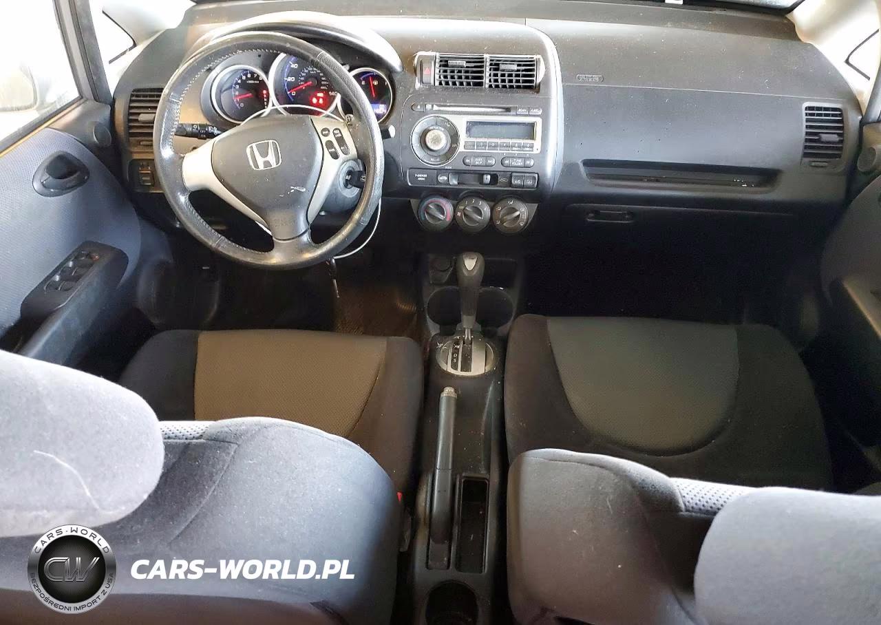 2007 Honda Fit VIN:JHMGD38687S034519 - 8