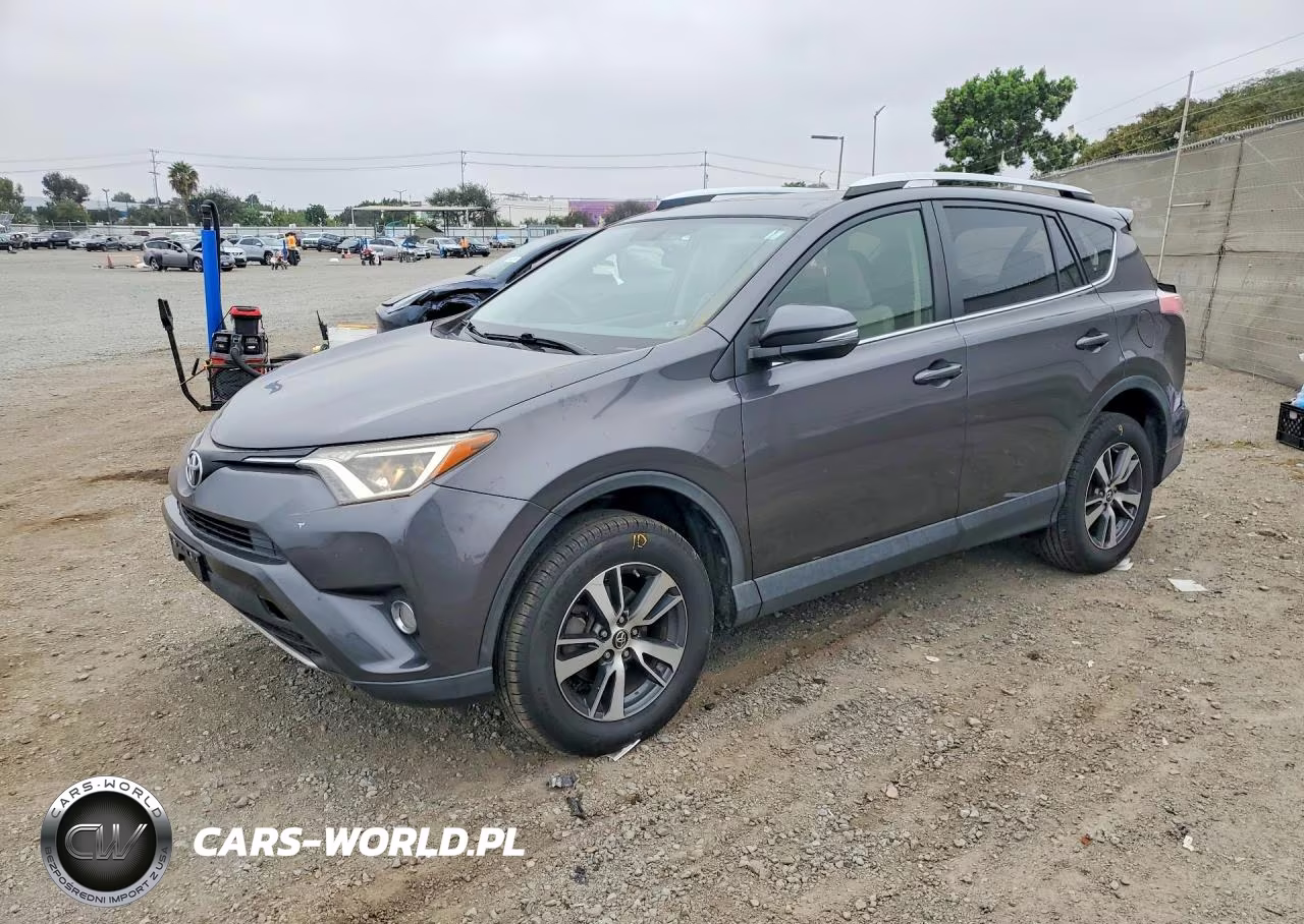 2016 Toyota Rav4 Xle – zdjęcie 1 z 13