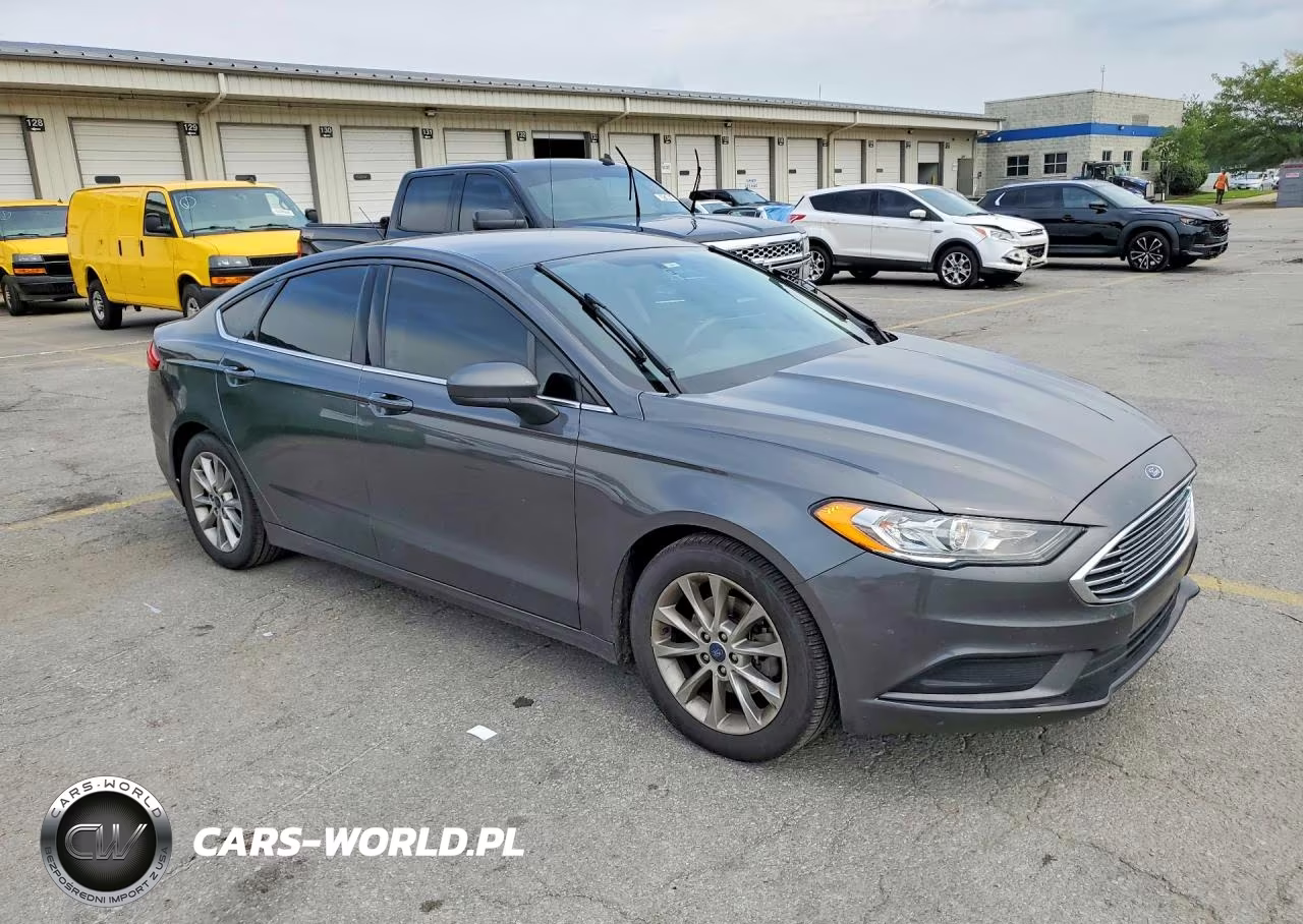 2017 Ford Fusion Se VIN:3FA6P0HD4HR348267 - 4