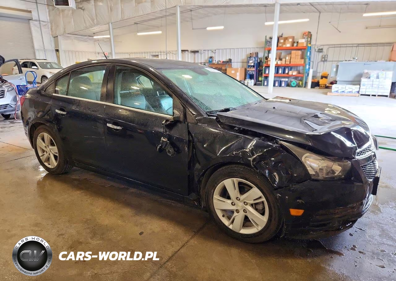 2014 Chevrolet Cruze VIN:1G1P75SZ6E7409629 - 4