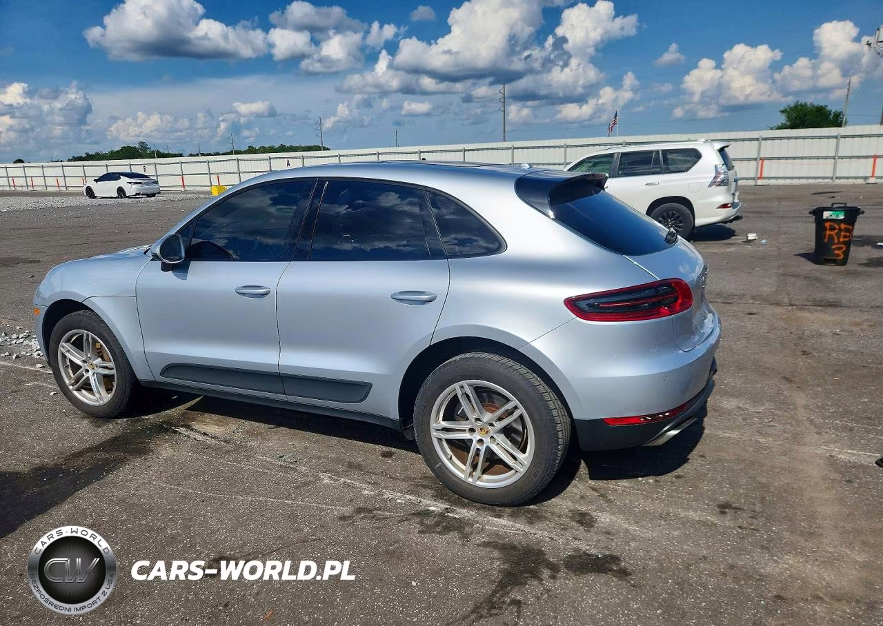 2017 Porsche Macan VIN:WP1AA2A53HLB83300 - 2
