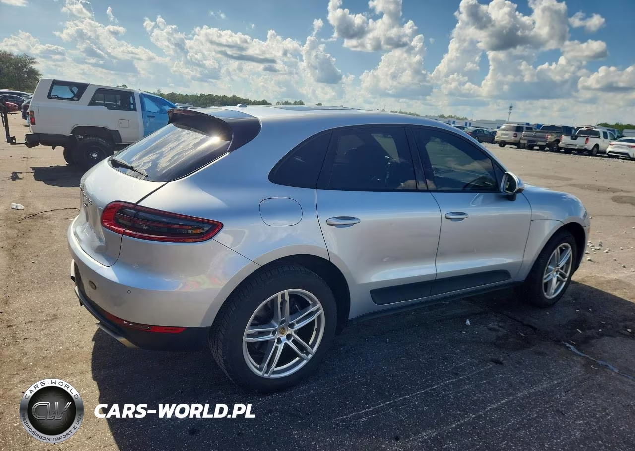 2017 Porsche Macan VIN:WP1AA2A53HLB83300 - 3