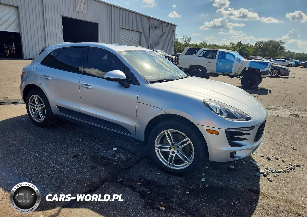 2017 Porsche Macan VIN:WP1AA2A53HLB83300 - 4