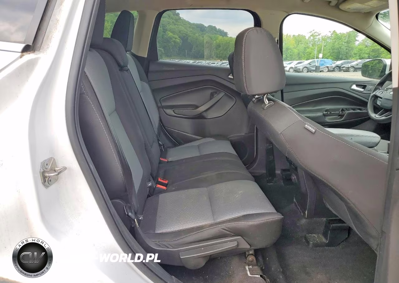 2017 Ford Escape VIN:1FMCU0GD0HUE77134 - 10