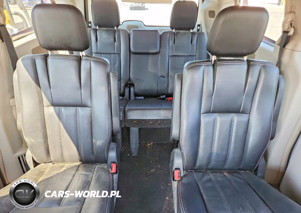 2012 Chrysler Town & Country Touring VIN:2C4RC1BG0CR346123 - 10