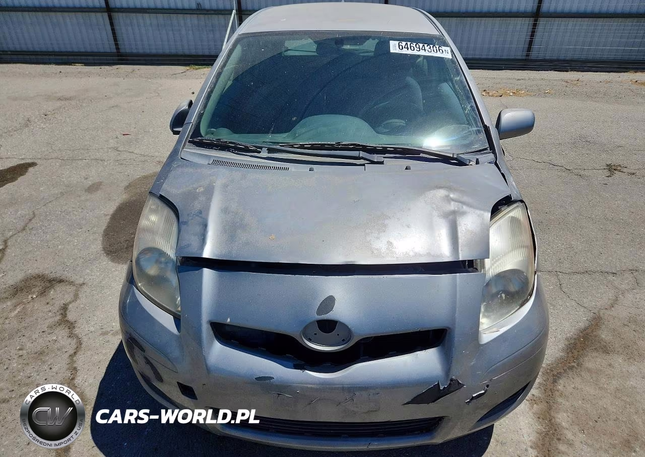 2010 Toyota Yaris Base VIN:JTDJT4K34A5319982 - 5
