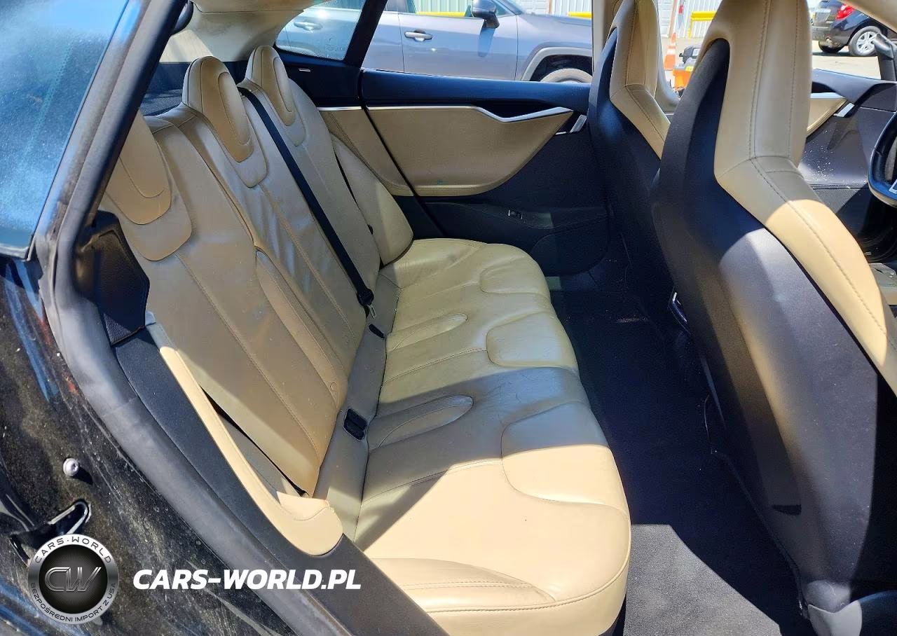 2013 Tesla Model S VIN:5YJSA1CN0DFP05147 - 10