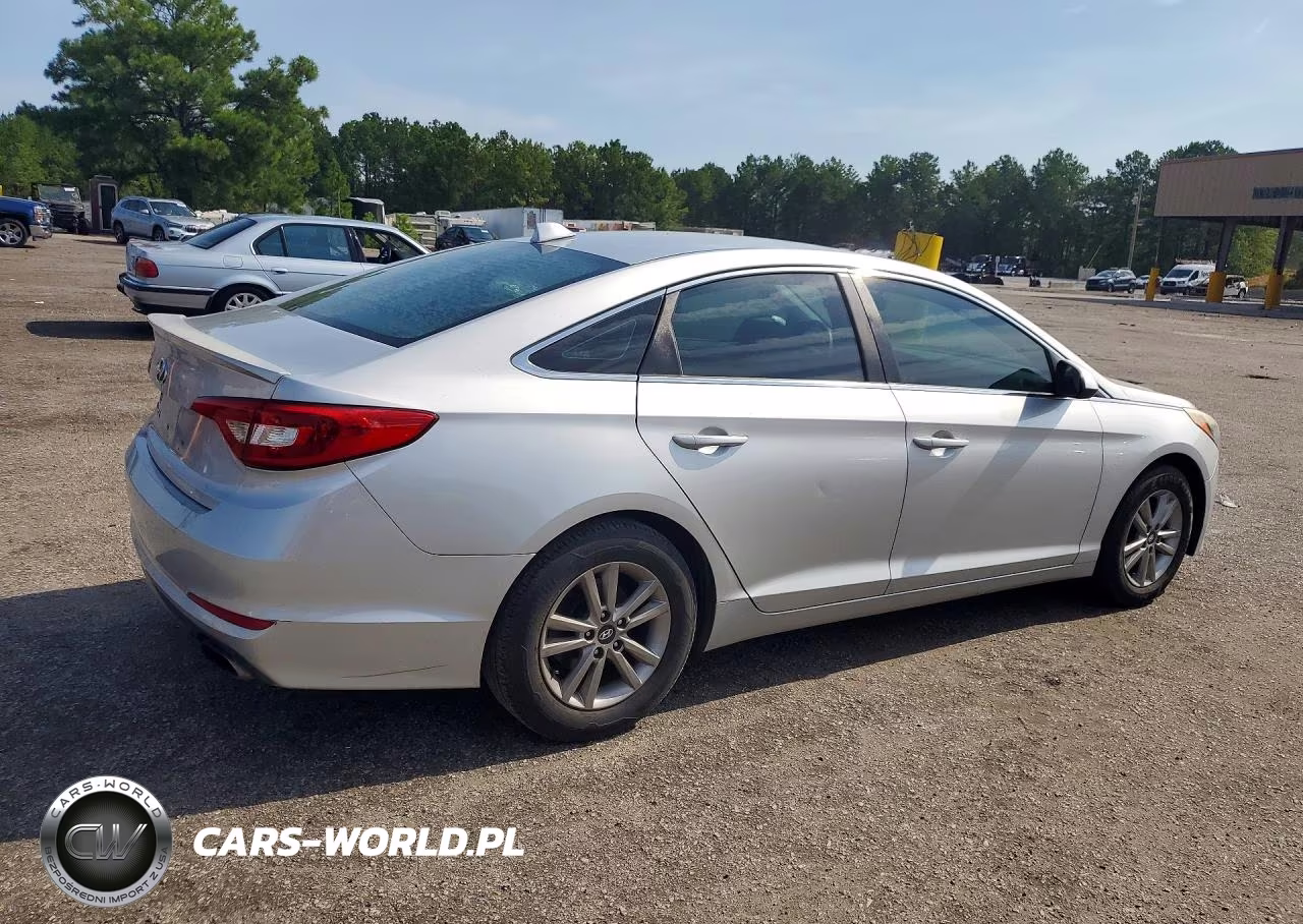 2015 Hyundai Sonata Se VIN:5NPE24AF2FH240575 - 3