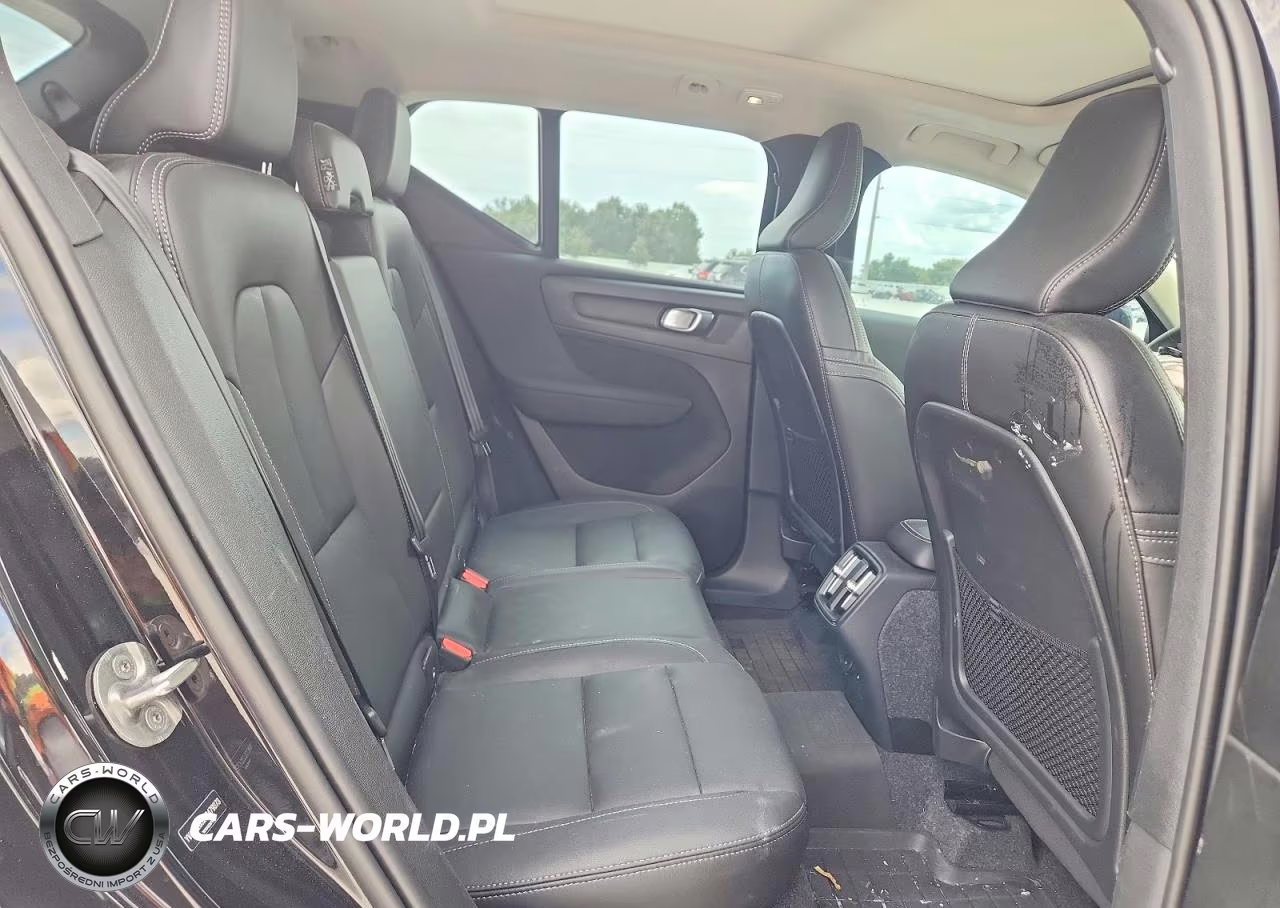 2025 Volvo Xc40 Core VIN:YV4L12UJ2S2479373 - 10