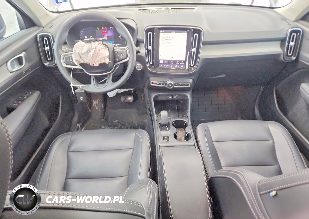 2025 Volvo Xc40 Core VIN:YV4L12UJ2S2479373 - 8