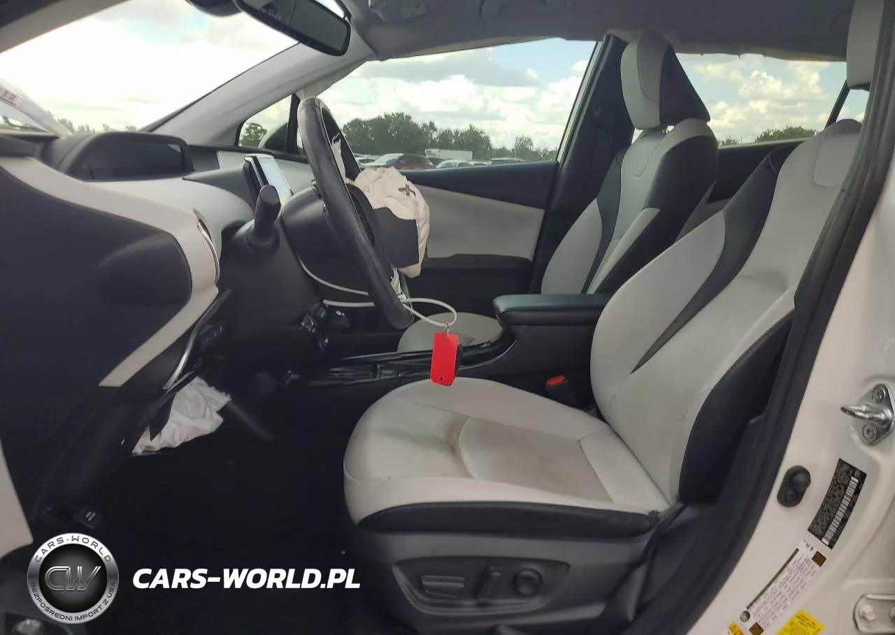 2019 Toyota Prius Limited VIN:JTDKARFU8K3073509 - 7