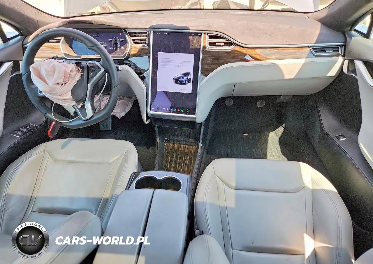 2015 Tesla Model S VIN:5YJSA1E21FF111642 - 8