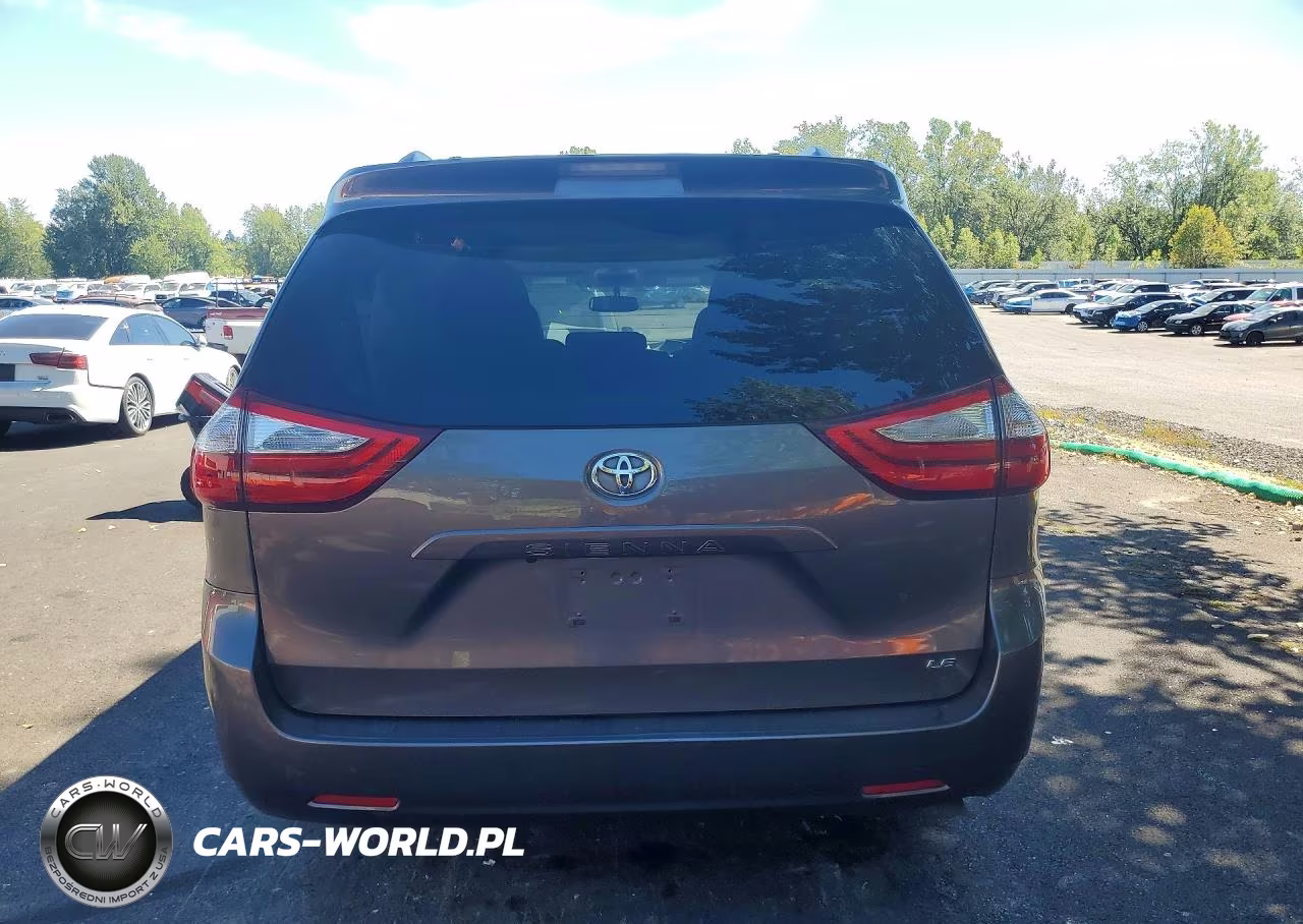 2017 Toyota Sienna Le VIN:5TDKZ3DC7HS860684 - 6