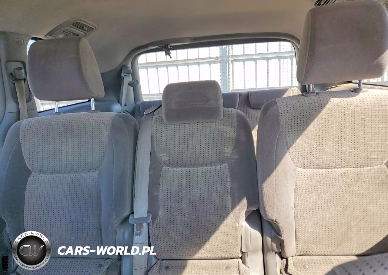 2010 Toyota Sienna Le 8-Passenger VIN:5TDKK4CC1AS327621 - 10
