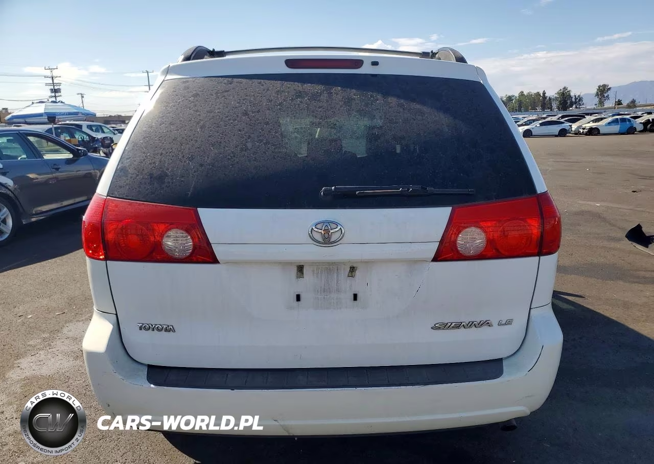 2010 Toyota Sienna Le 8-Passenger VIN:5TDKK4CC1AS327621 - 6