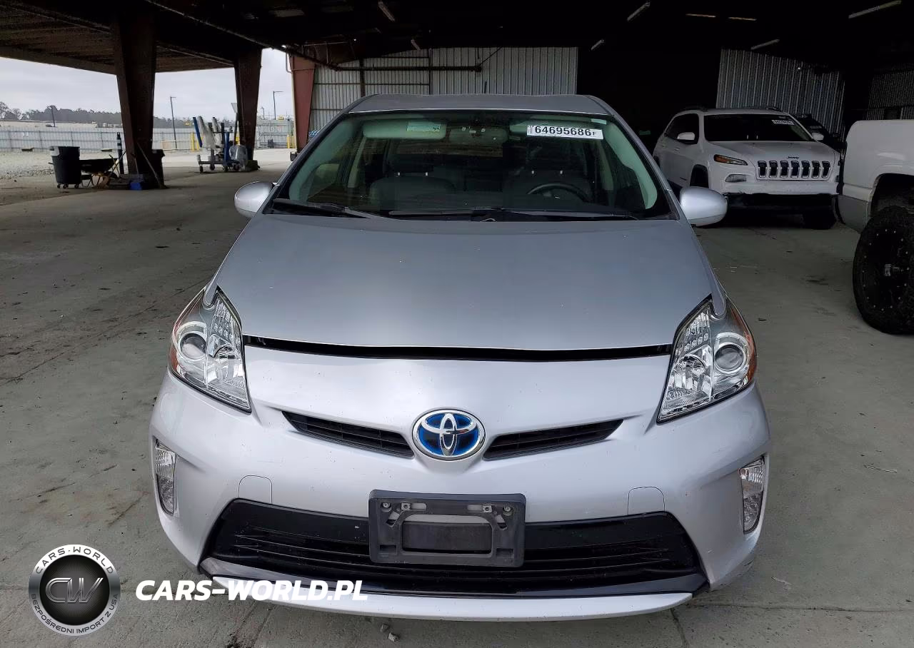 2014 Toyota Prius Four VIN:JTDKN3DUXE0364510 - 5