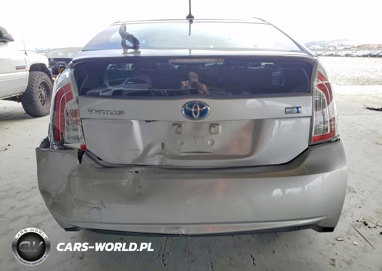 2014 Toyota Prius Four VIN:JTDKN3DUXE0364510 - 6