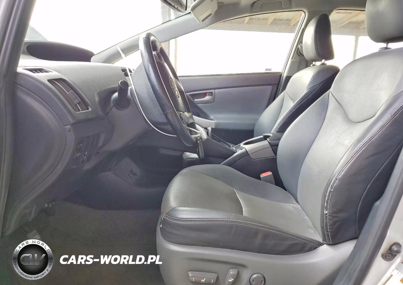 2014 Toyota Prius Four VIN:JTDKN3DUXE0364510 - 7