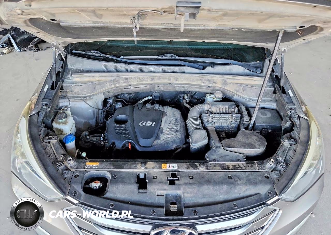 2015 Hyundai Santa Fe Sport 2.4L VIN:5XYZUDLB0FG285592 - 12