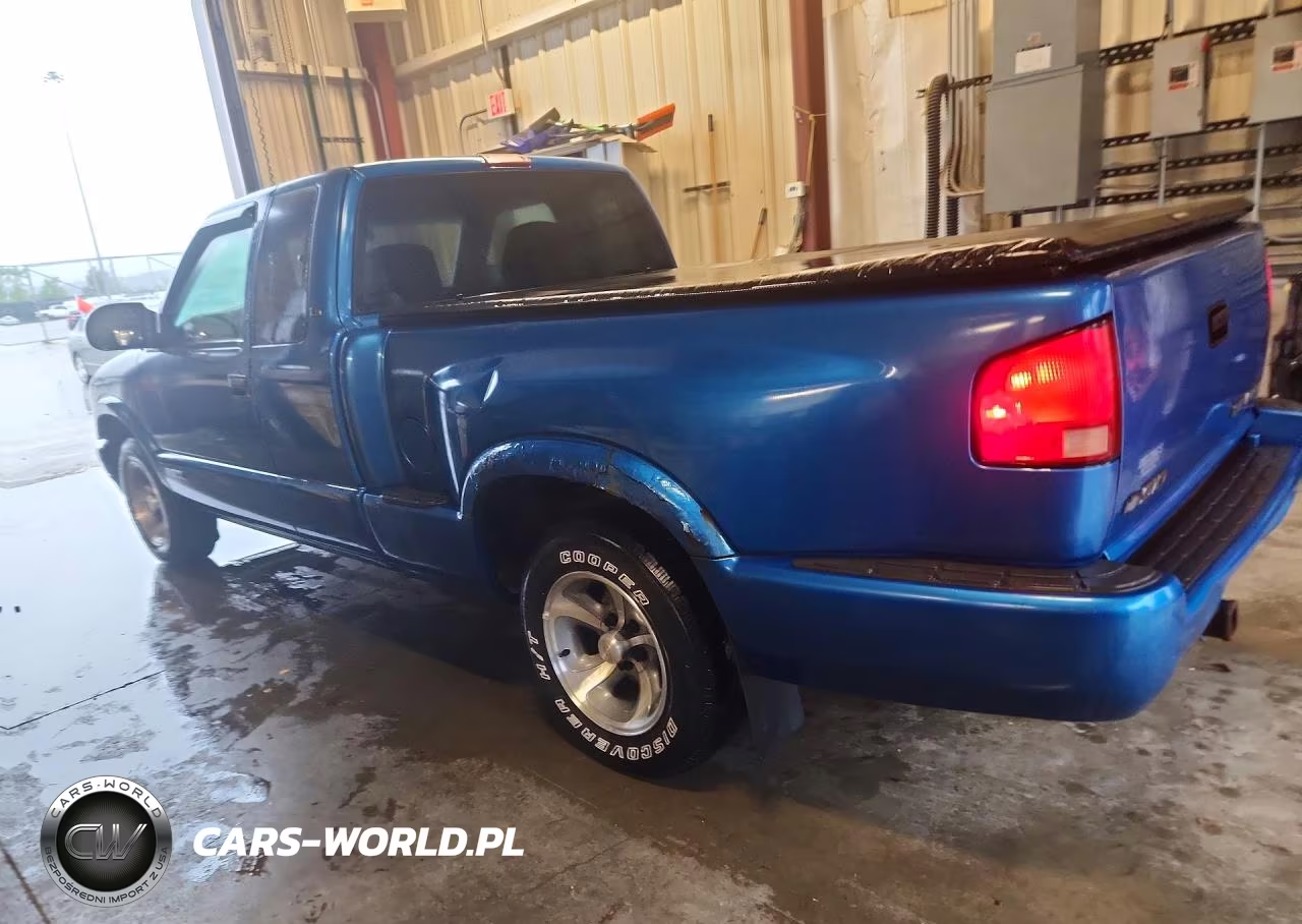 2000 Chevrolet S Truck S10 VIN:1GCCS1955Y8241724 - 2