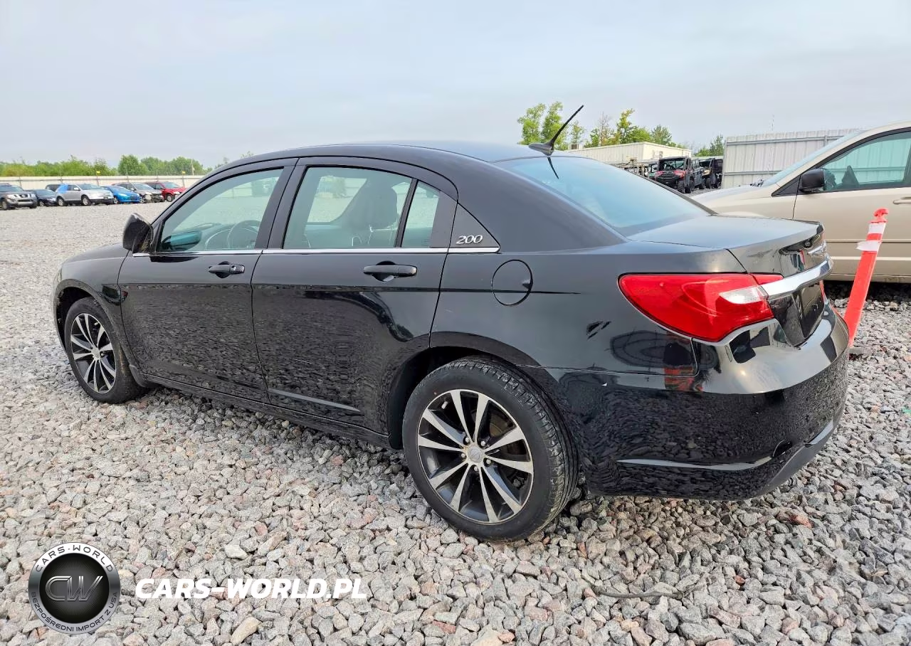 2013 Chrysler 200 Touring VIN:1C3CCBBB9DN674434 - 2