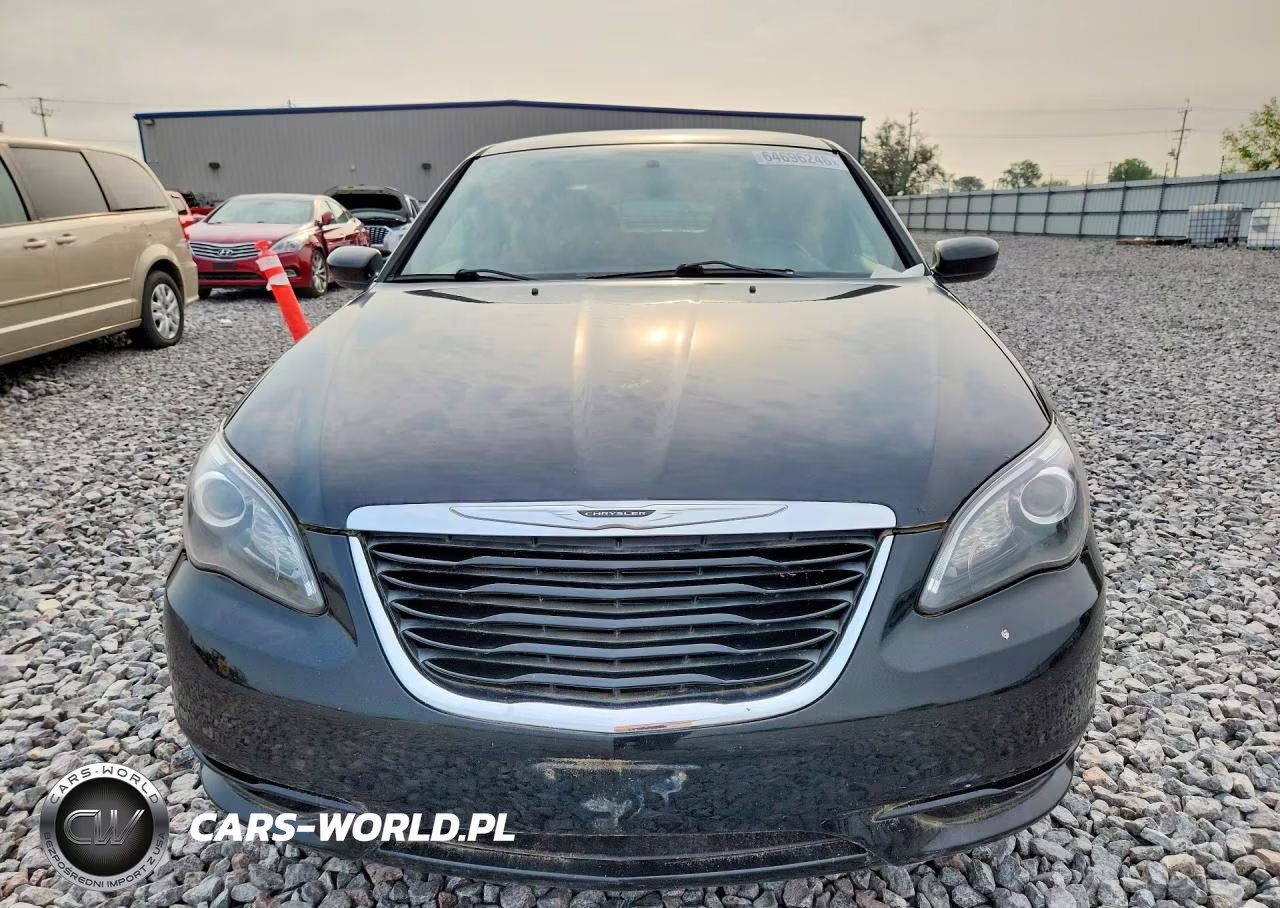 2013 Chrysler 200 Touring VIN:1C3CCBBB9DN674434 - 5