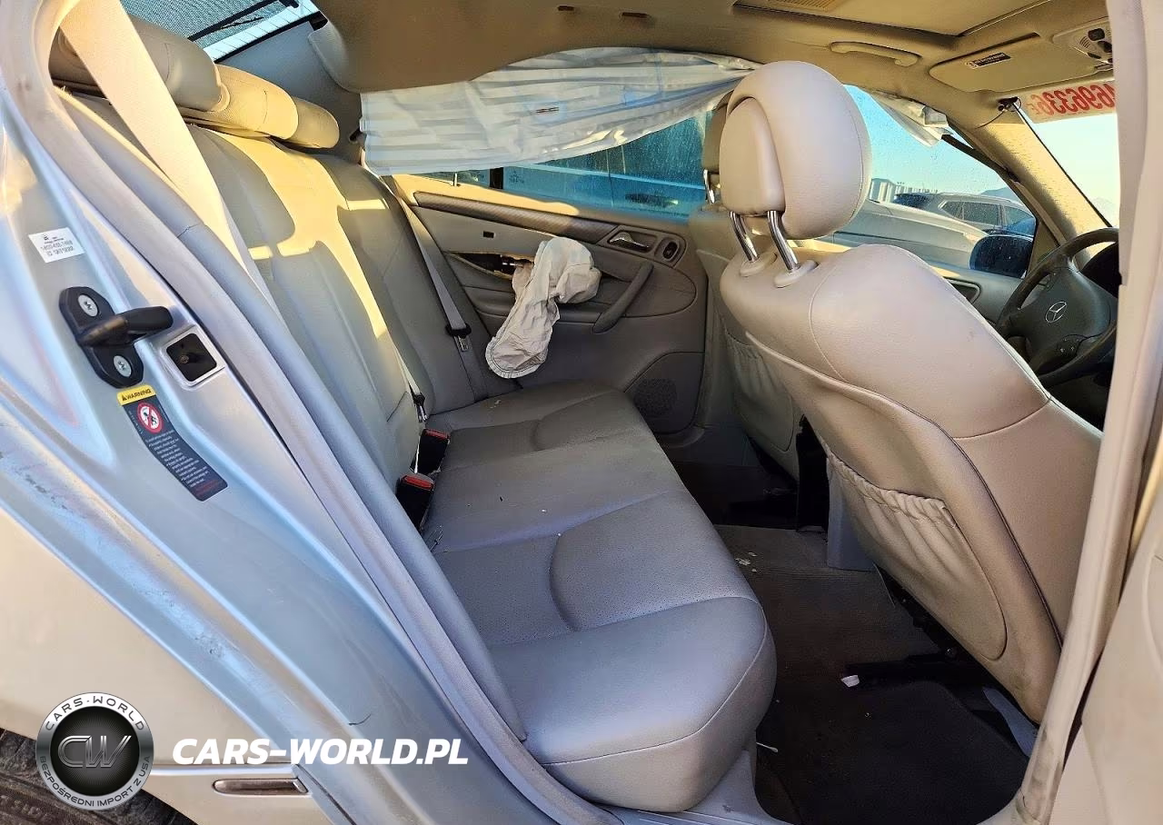 2004 Mercedes-Benz C 230K Sport Sedan VIN:WDBRF40J04F444048 - 11