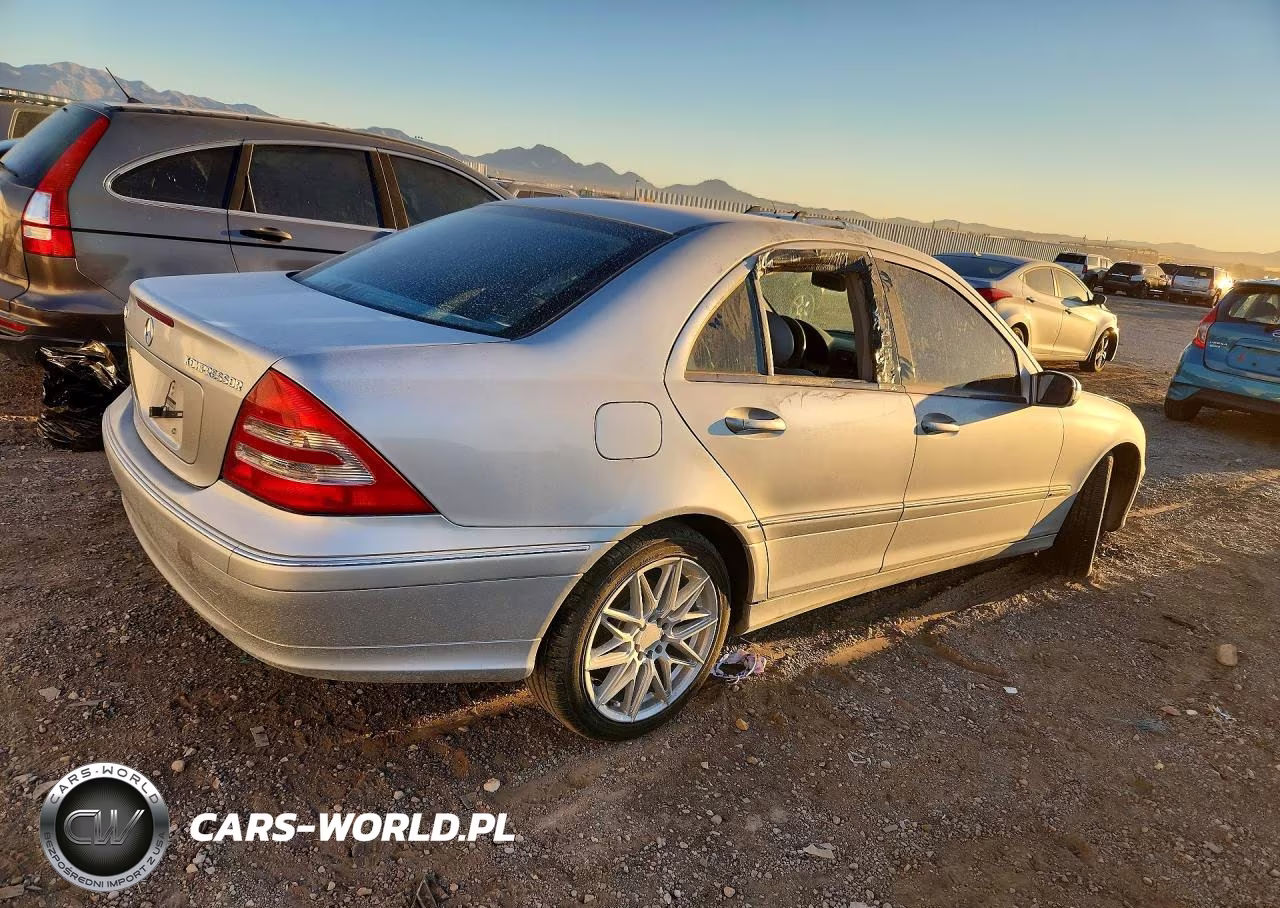2004 Mercedes-Benz C 230K Sport Sedan VIN:WDBRF40J04F444048 - 3