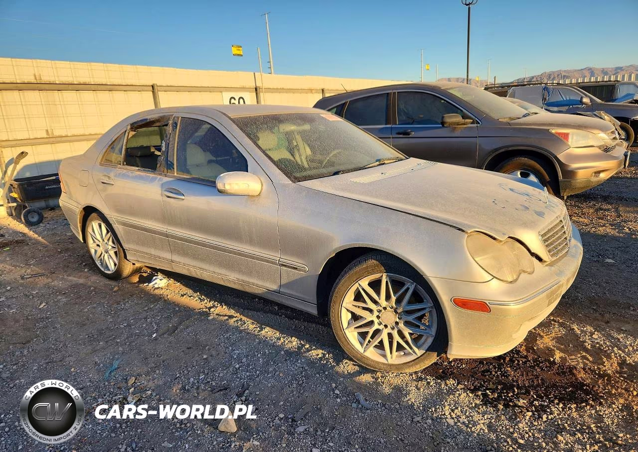 2004 Mercedes-Benz C 230K Sport Sedan VIN:WDBRF40J04F444048 - 4