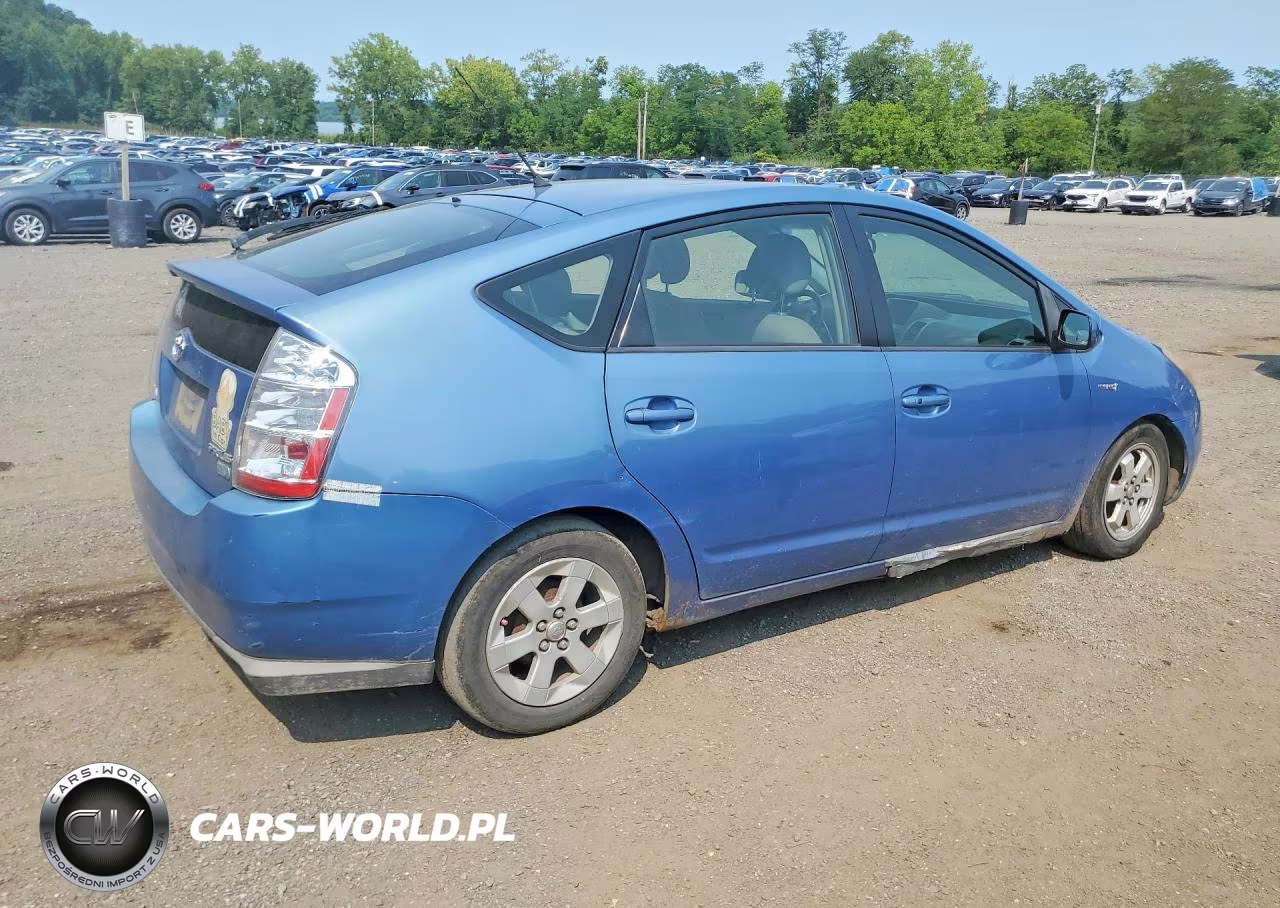 2008 Toyota Prius Base VIN:JTDKB20U687749017 - 3