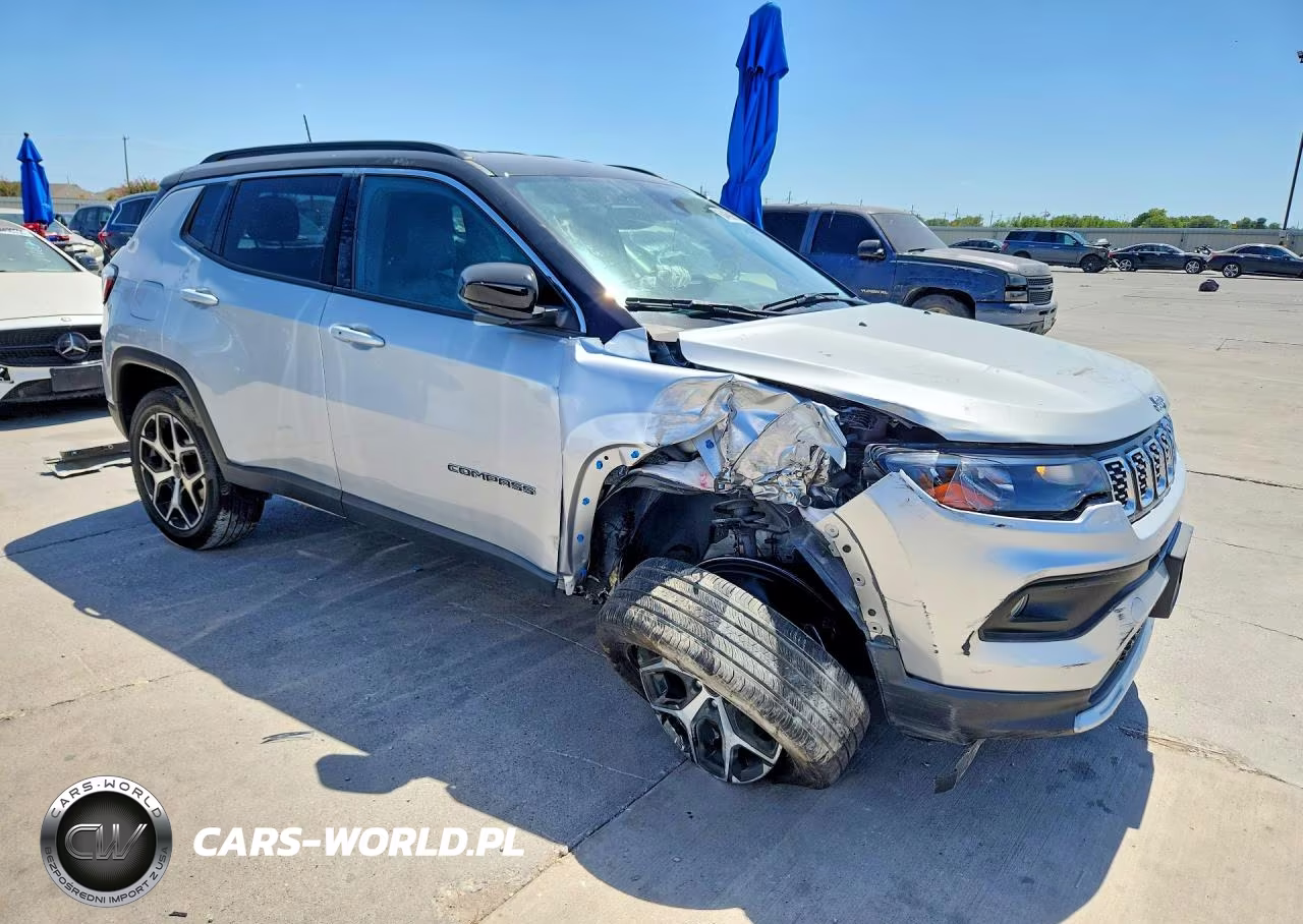 2025 Jeep Compass Limited 4X4 VIN:3C4NJDCNXST622953 - 4