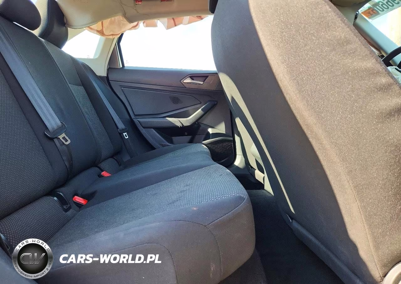2019 Volkswagen Jetta S VIN:3VWC57BU8KM055168 - 10