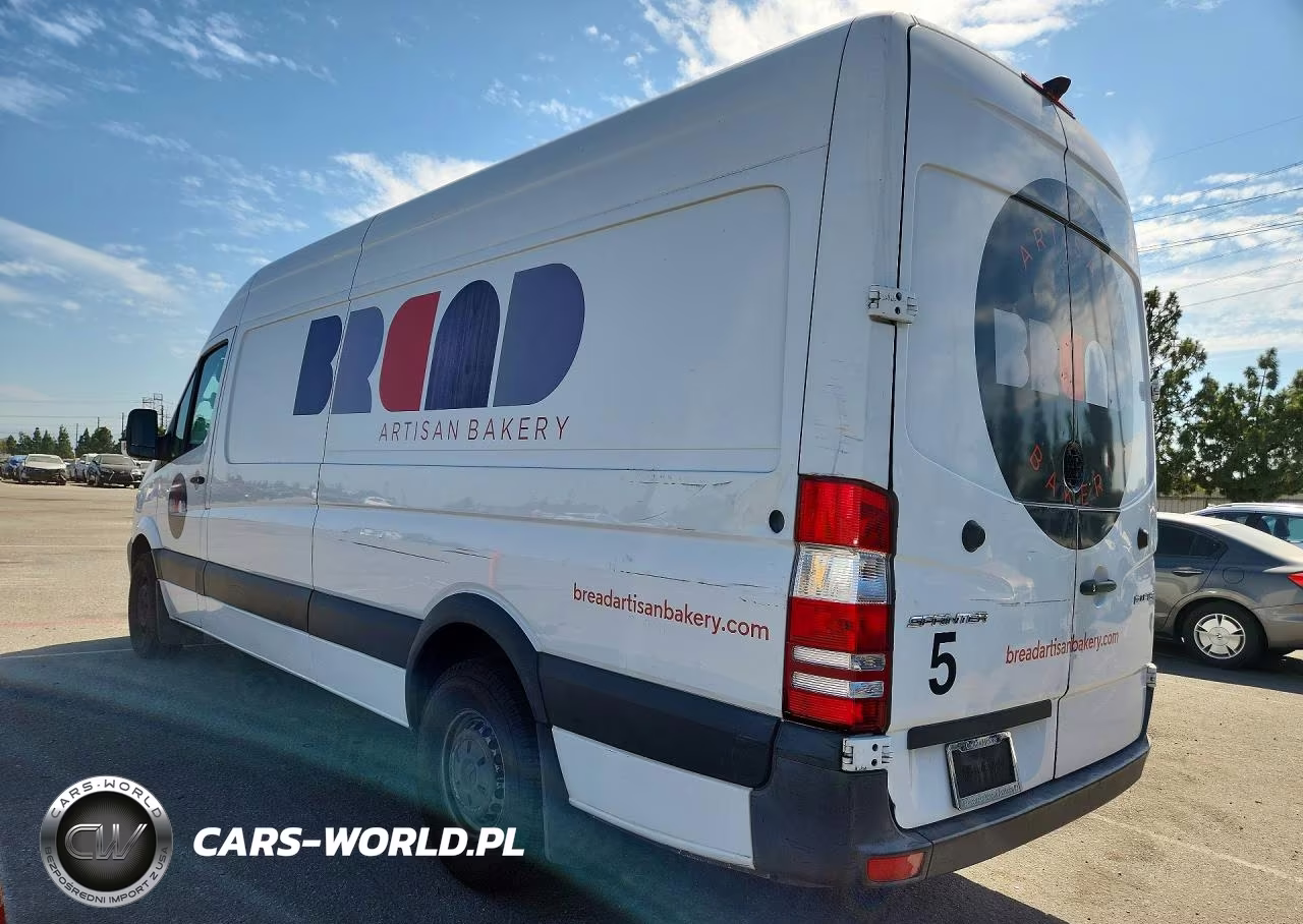 2016 Mercedes-Benz Sprinter 2500 VIN:WD3PE8DDXGP240759 - 2