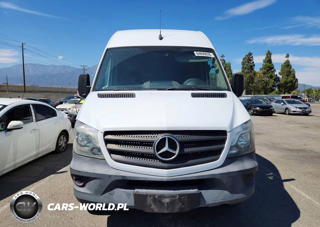 2016 Mercedes-Benz Sprinter 2500 VIN:WD3PE8DDXGP240759 - 5