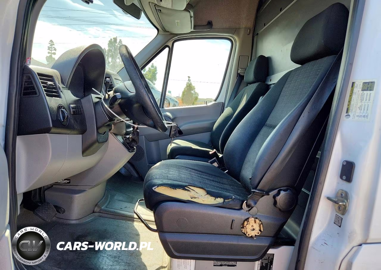 2016 Mercedes-Benz Sprinter 2500 VIN:WD3PE8DDXGP240759 - 7