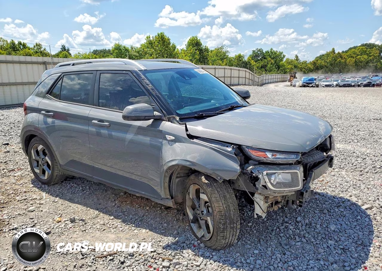 2021 Hyundai Venue Sel VIN:KMHRC8A35MU096305 - 4