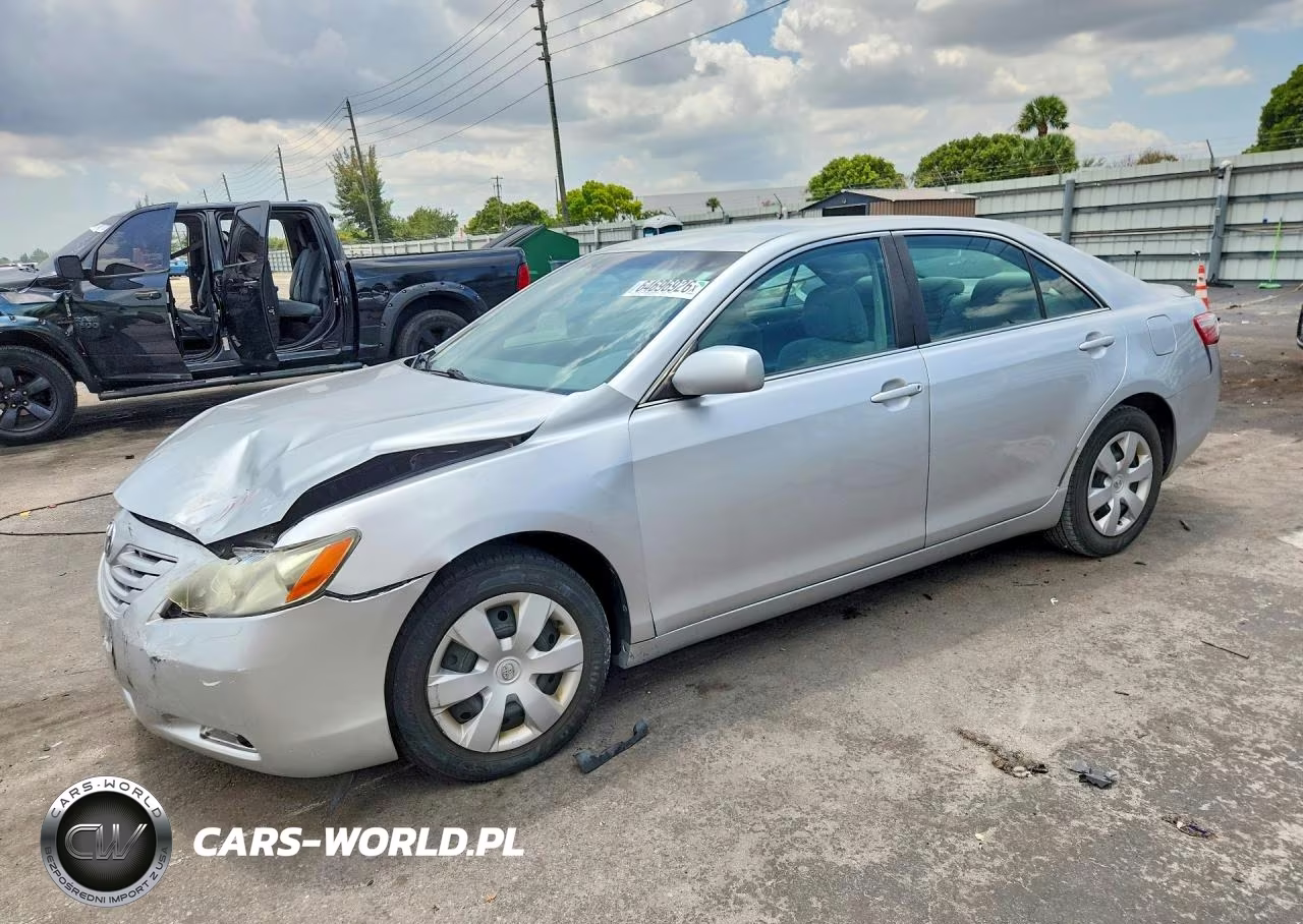 2009 Toyota Camry Base – zdjęcie 1 z 12