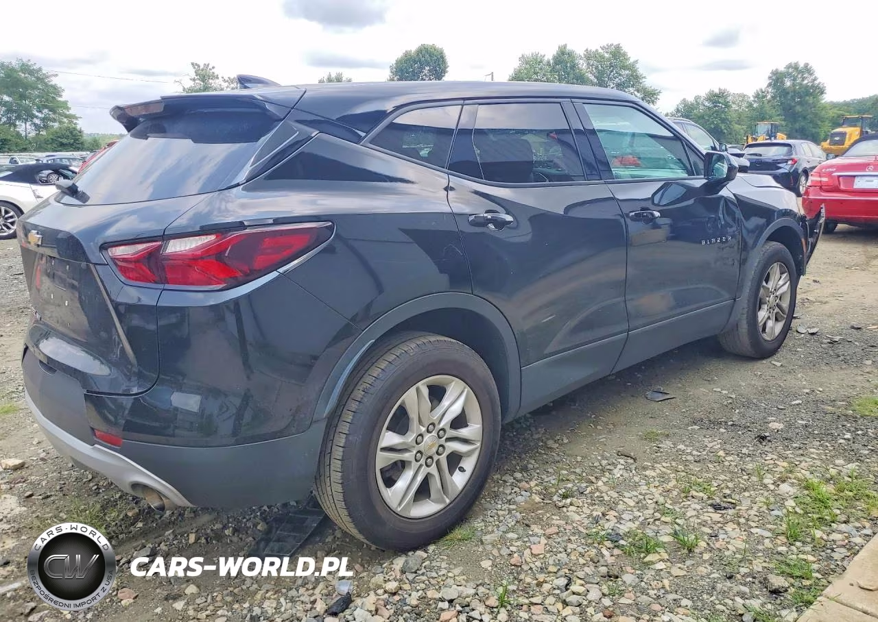 2021 Chevrolet Blazer 2Lt VIN:3GNKBHR48MS579672 - 3
