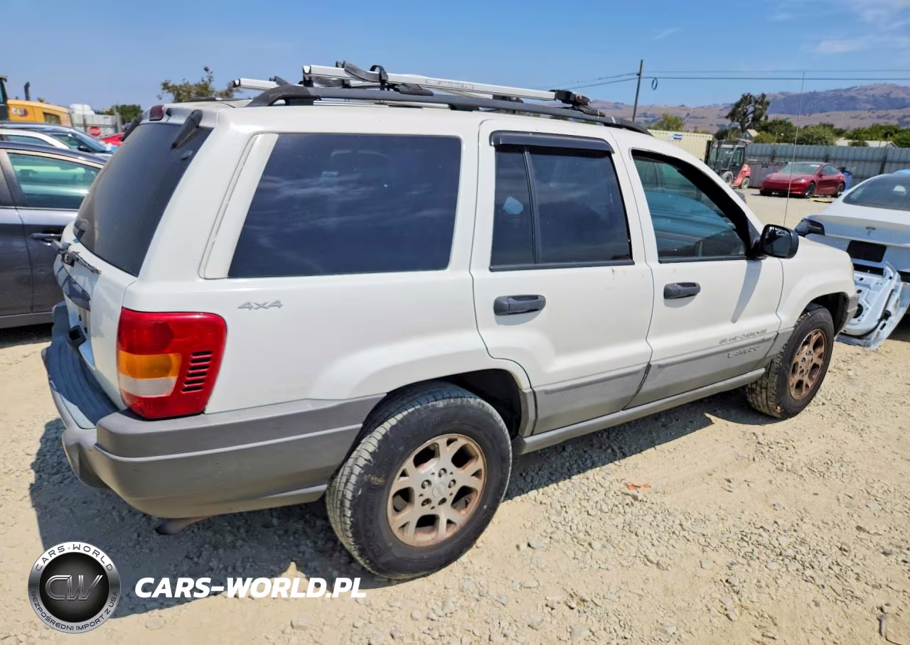 1999 Jeep Grand Cherokee Laredo VIN:1J4GW58S9XC682248 - 3