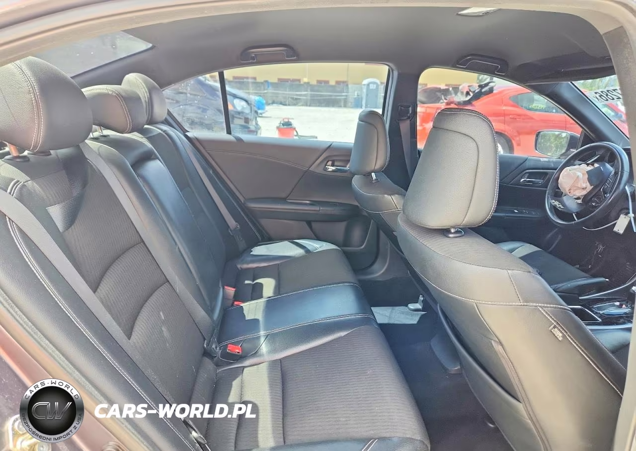2017 Honda Accord Sport VIN:1HGCR2F59HA077345 - 10