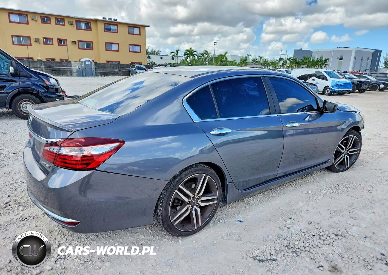 2017 Honda Accord Sport VIN:1HGCR2F59HA077345 - 3