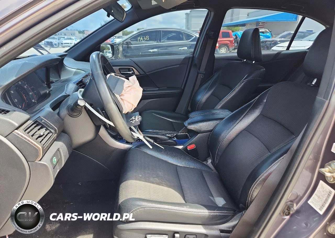 2017 Honda Accord Sport VIN:1HGCR2F59HA077345 - 7