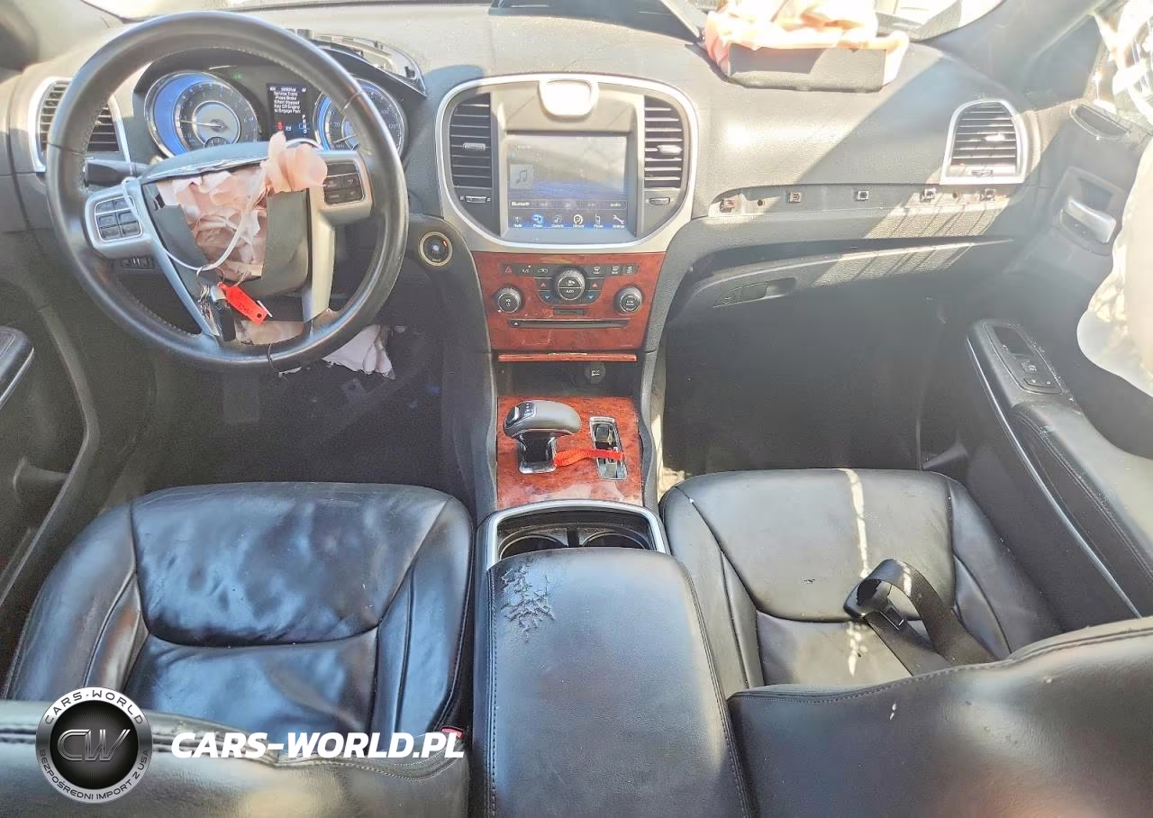 2014 Chrysler 300 VIN:2C3CCAAG7EH127910 - 8