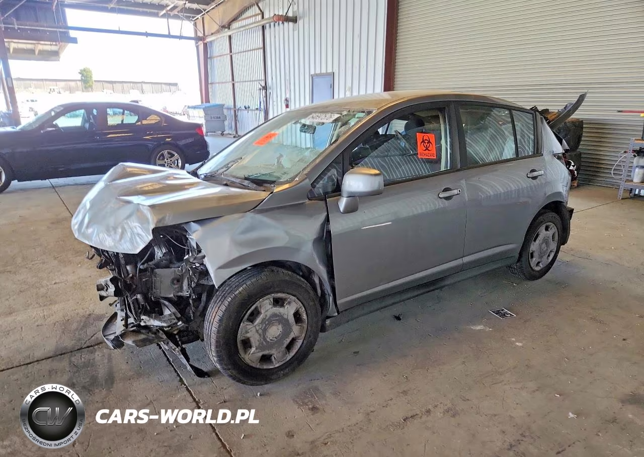 2008 Nissan Versa 1.8 S – zdjęcie 1 z 12