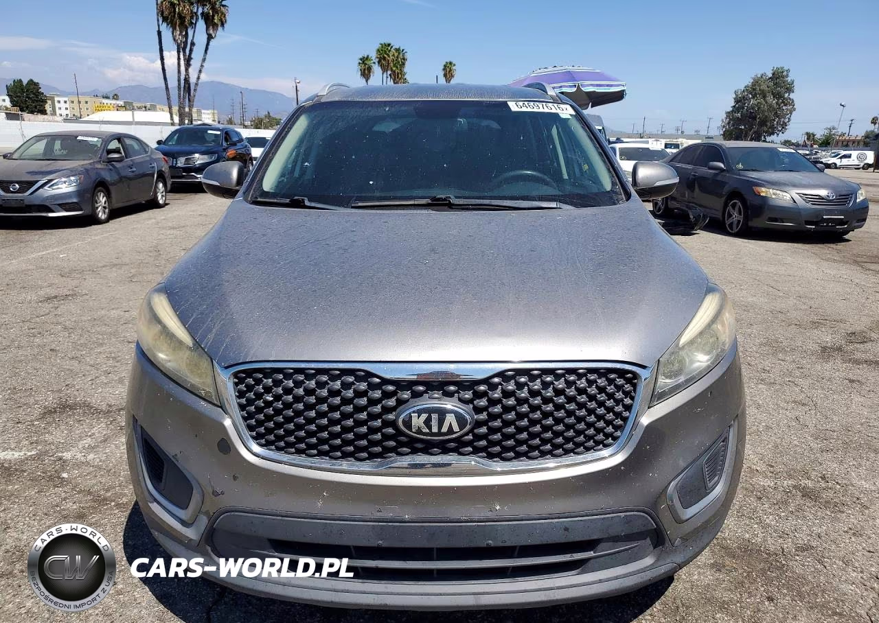 2016 Kia Sorento Lx V6 VIN:5XYPGDA59GG180398 - 5