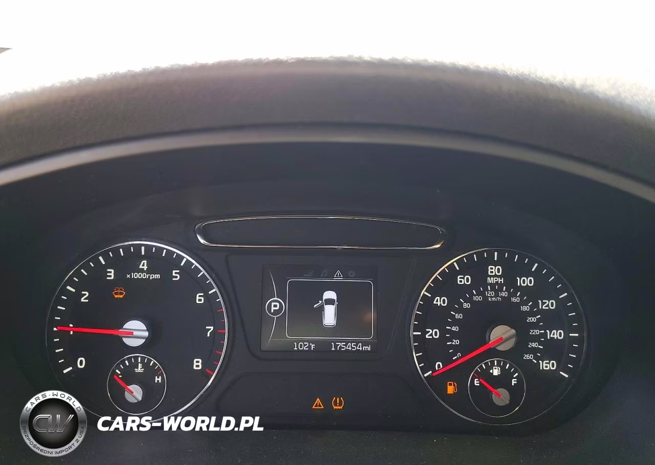 2016 Kia Sorento Lx V6 VIN:5XYPGDA59GG180398 - 9