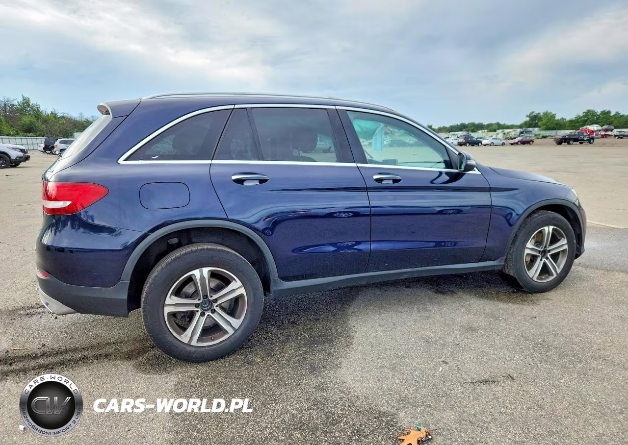 2018 Mercedes-Benz Glc 300 4Matic VIN:WDC0G4KB5JV021569 - 3