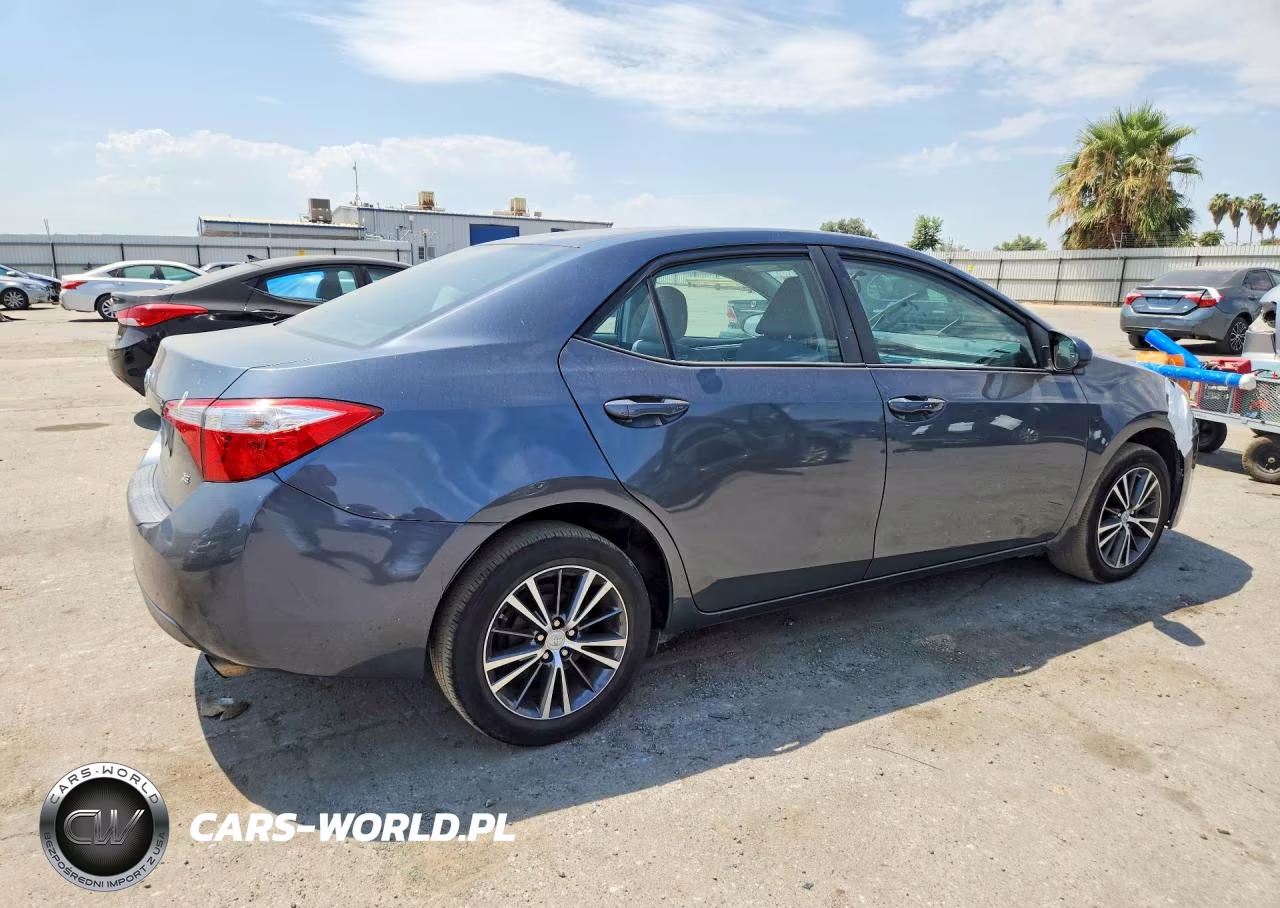 2016 Toyota Corolla Le Plus VIN:5YFBURHE1GP469518 - 3