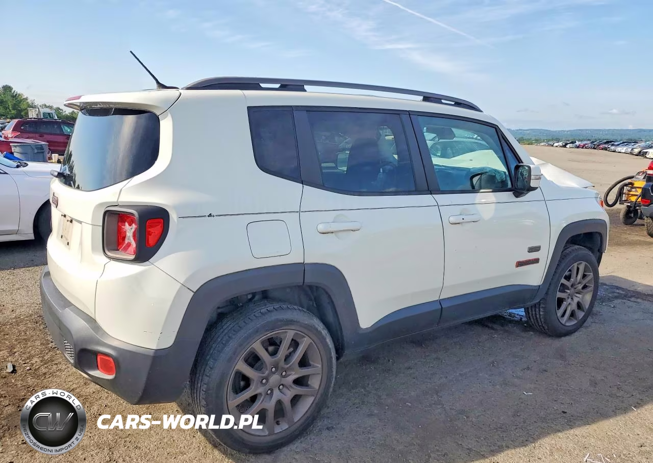 2016 Jeep Renegade Latitude VIN:ZACCJBBT8GPC85189 - 3
